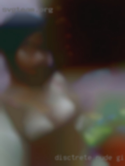 Disctrete nude girl kunna time umpy.