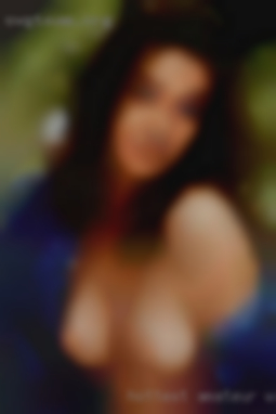 Hottest amateur wives do greet MFM 3ways.