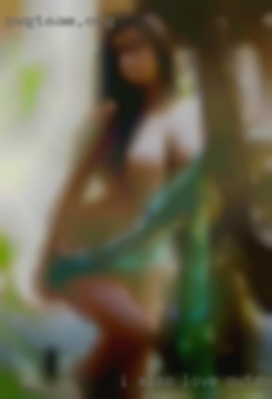 I also love outdoor swingers big asses and boobs.